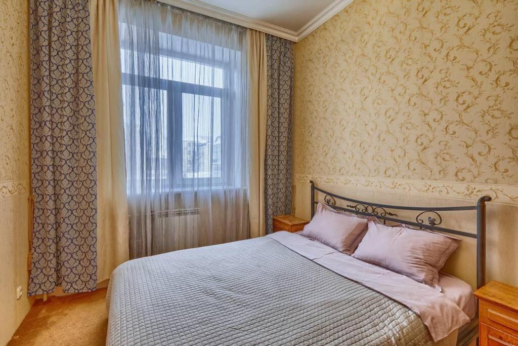 Apartment Near Bessarabsky Square Kyiv Exterior foto