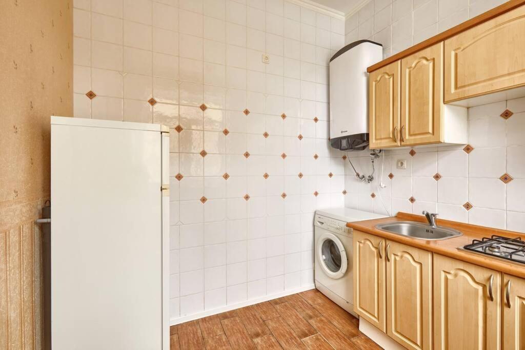 Apartment Near Bessarabsky Square Kyiv Exterior foto